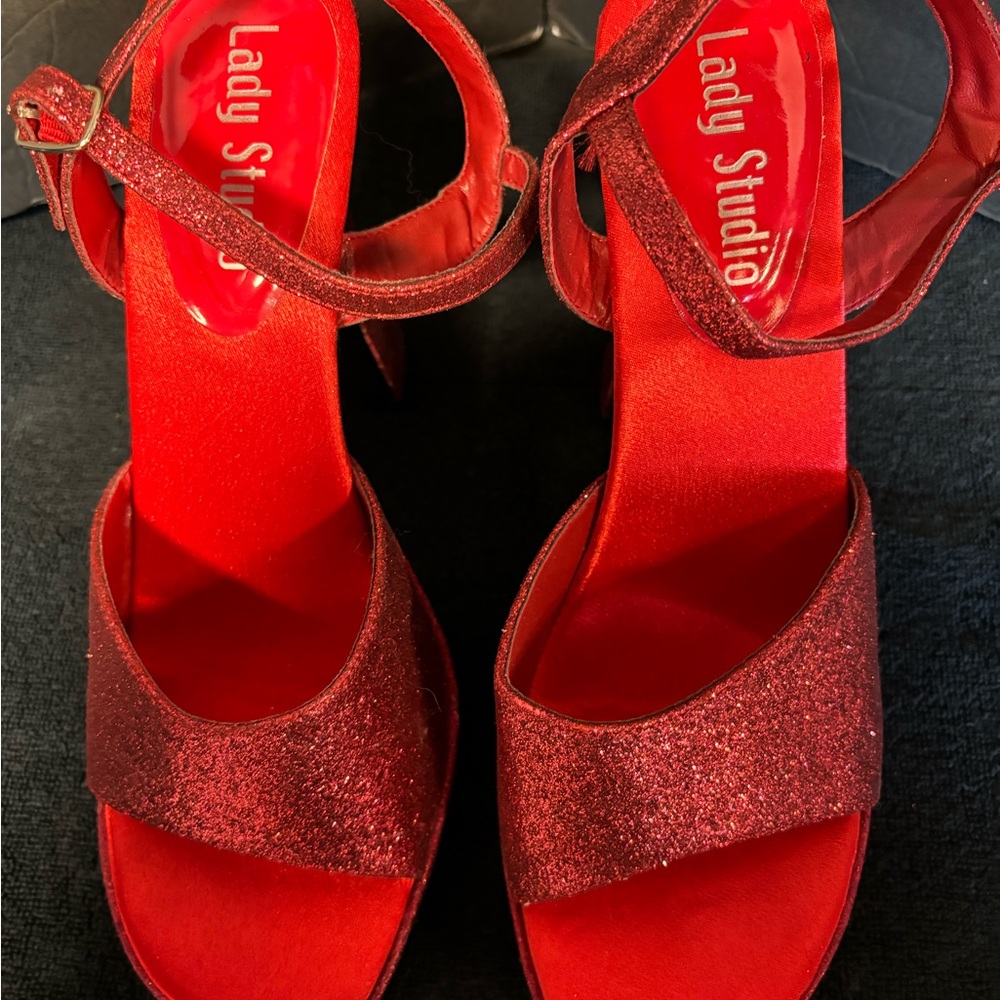 Lady Studio Red Glitter Platform Sandals Heels Size 10 Perfect for Holidays - Picture 5 of 6